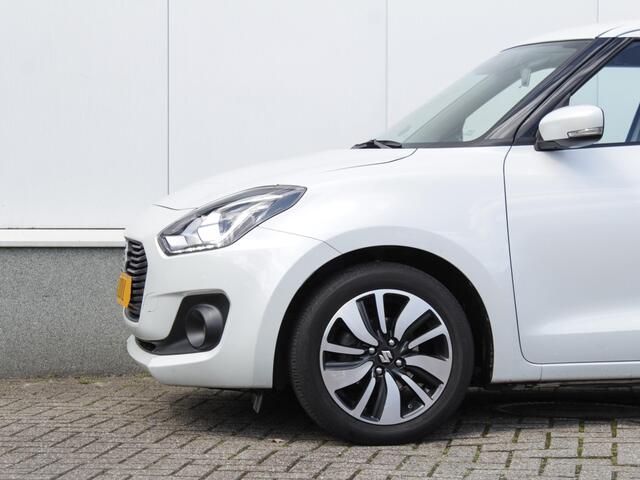 Suzuki SWIFT 1.0 Stijl Automaat | Navi | Adap. Cruise | Clima | Camera | Lm-Velgen