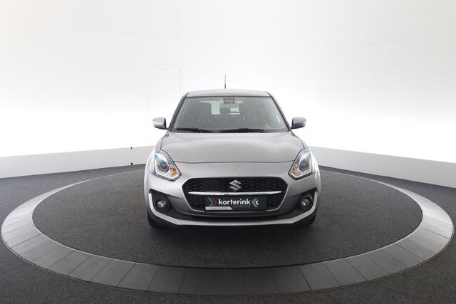 Suzuki SWIFT 1.2 Style Smart Hybrid