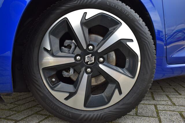 Suzuki SWIFT 1.2 Style Smart Hybrid | Navigatie | Stoelverwarming | Camera | Climate Control | Tot 10Jr. Suzuki-Garantie