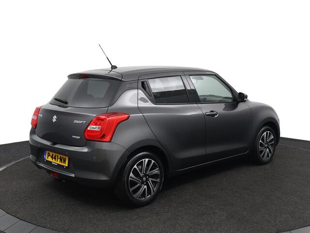 Suzuki SWIFT 1.2 Style Smart Hybrid | Trekhaak | Dodehoek Detectie | Navigatie | Stoelverwarming | Cruise Control |
