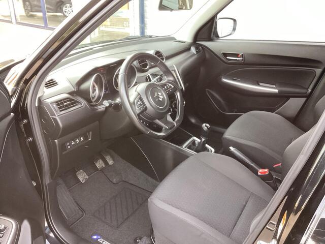 Suzuki SWIFT 1.2 Stijl Smart Hybrid Airco/Clima Camera LM velgen Navi/Carplay Rijklaar incl garantie stoelverwarming Dode hoek herkening Adaptive cruise control