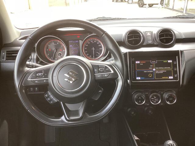 Suzuki SWIFT 1.2 Stijl Smart Hybrid Airco/Clima Camera LM velgen Navi/Carplay Rijklaar incl garantie stoelverwarming Dode hoek herkening Adaptive cruise control