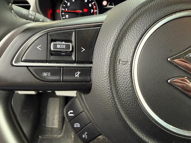 Suzuki SWIFT 1.2 Style Smart Hybrid