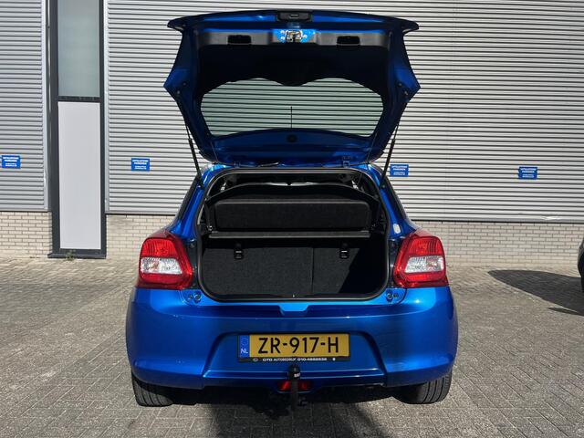 Suzuki SWIFT 1.2 Select | Trekhaak | Apple Carplay & Android Auto | 16" LM Velgen | Airco | Voorstoelverwarming