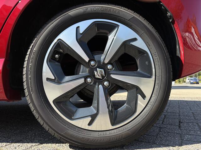 Suzuki SWIFT Style Automaat 1.2 Smart Hybrid/Black Rhino Pakket