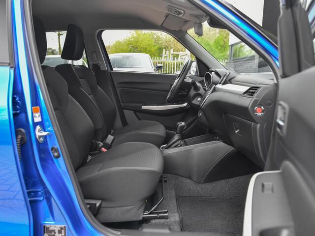 Suzuki SWIFT 1.2 DUALJET HYBRID Comfort CVT Airco Adaptieve Cruise Control Camera Stoelverwarming