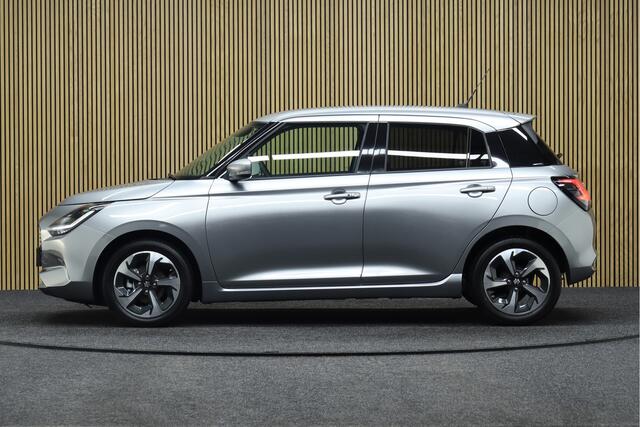 Suzuki SWIFT 1.2 Style Smart Hybrid | ¤ 3.750,- Demo voordeel! | Adaptive-cruise | Apple Carplay & Android Auto | Parkeerhulp | Navigatie | Camera | Clima | Keyless | Stoelverwarming | Dodehoekdetectie