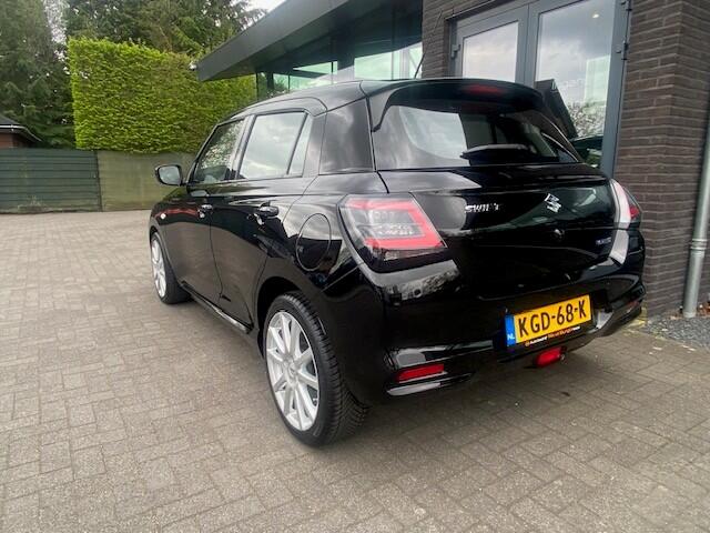 Suzuki SWIFT 1.2 Comfort Smart Hybrid