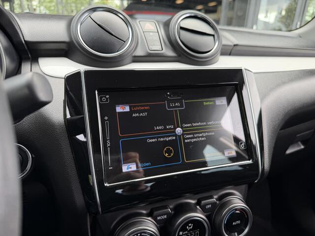 Suzuki SWIFT 1.0 Stijl Automaat 110PK | Achteruitrijcamera | Adaptieve Cruise Control | Climate Control | Carplay | Navigatie