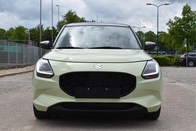 Suzuki SWIFT 1.2 Select Smart Hybrid Navigatie | Camera | Airco | LM Velgen | Stoelverwarming | Automaat |