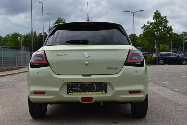 Suzuki SWIFT 1.2 Select Smart Hybrid Navigatie | Camera | Airco | LM Velgen | Stoelverwarming | Automaat |