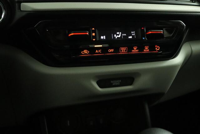 Suzuki SWIFT 1.2 Select Smart Hybrid | Adaptive Cruise Control | Achteruitrijcamera | Apple Carplay | Android Auto | Stoelverwarming |