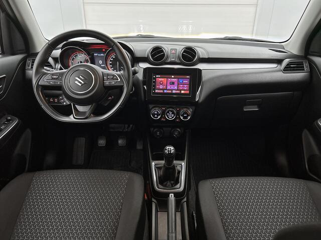 Suzuki SWIFT 1.2 Style Smart Hybrid | Dodehoek detectie | Parkeersensoren achter | Keyless Entry/start | Climate control | Apple Carplay/Android auto | Stoelverwarming | Cruise Control Apdaptive | Onderweg-naar-dealer
