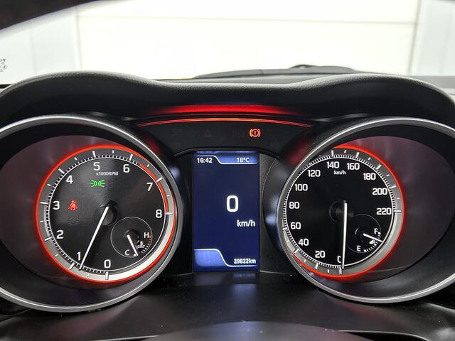 Suzuki SWIFT 1.2 Style Smart Hybrid | Dodehoek detectie | Parkeersensoren achter | Keyless Entry/start | Climate control | Apple Carplay/Android auto | Stoelverwarming | Cruise Control Apdaptive | Onderweg-naar-dealer