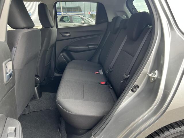 Suzuki SWIFT 1.0 Stijl Smart Hybrid | Meest Luxe Uitvoering | Apple Carplay & Android Auto | All Season Banden | Climate Control | Cruise Control