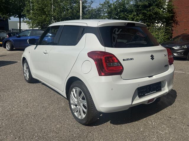 Suzuki SWIFT 1.2 Style Smart Hybrid // APPLE CARPLAY - ANDROID AUTO // STOELVERWARMING // AIRCO // ADAPTIVE CRUISE // PDC //