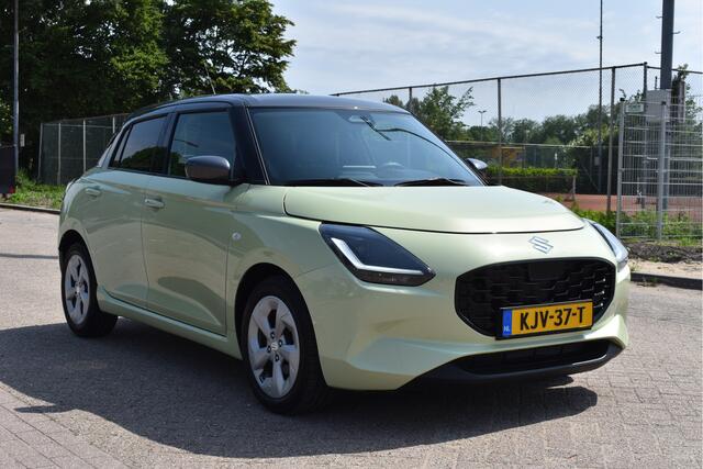 Suzuki SWIFT 1.2 Select Smart Hybrid Navigatie | Camera | Airco | LM Velgen | Stoelverwarming | Automaat |