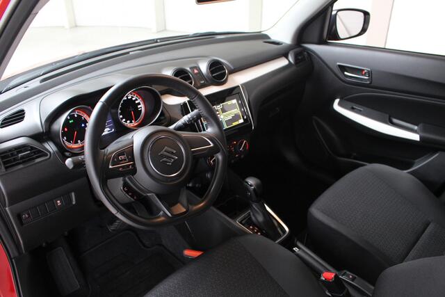 Suzuki SWIFT 1.2 Select Automaat Navigatie | Airco | Parkeercamera