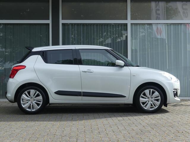 Suzuki SWIFT 1.2 Select TREKHAAK Dealer o.h. All Season Banden