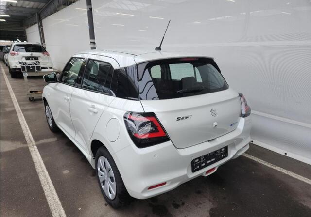 Suzuki SWIFT 1.2 Comfort Smart Hybrid Parkeerhulp/Camera/Apple Carplay/Android Auto.