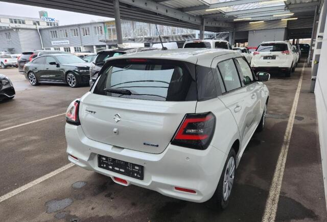 Suzuki SWIFT 1.2 Comfort Smart Hybrid Parkeerhulp/Camera/Apple Carplay/Android Auto.