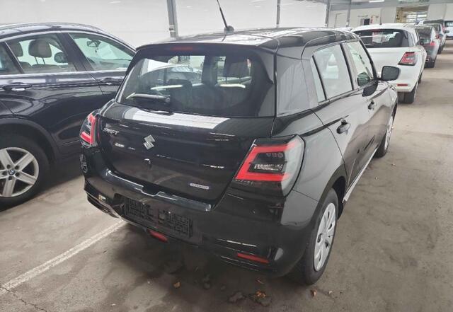 Suzuki SWIFT 1.2 Comfort Smart Hybrid