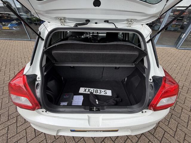 Suzuki SWIFT 1.2 Select | Trekhaak | Navigatie | Achteruitrijcamera
