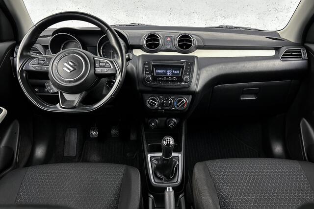 Suzuki SWIFT 1.2 Comfort Smart Hybrid | LED koplampen | Adaptieve cruise control | Airco