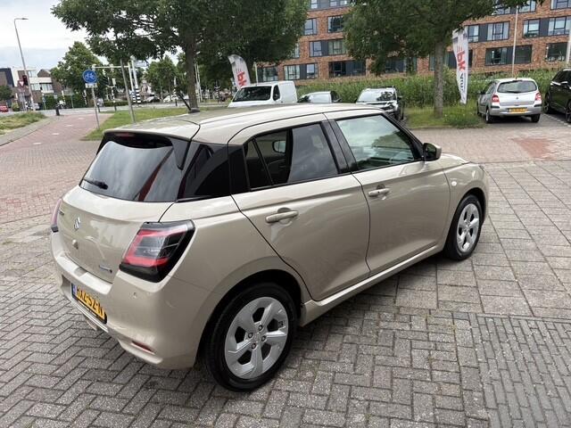 Suzuki SWIFT 1.2 Style Smart Hybrid | Navi | Camera | Cruise | 18.923 km Dealeronderhouden