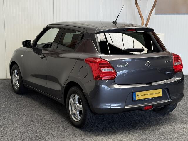 Suzuki SWIFT 1.2 5 DEURS AUTOMAAT SELECT SMART HYBRID NAVIGATIE APPLE CARPLAY- ACHTERUITRIJ CAMERA- AIRCO- STUURBEDIENING- ZEER MOOI !!