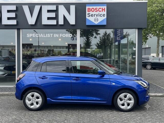 Suzuki SWIFT 1.2 Select Smart Hybrid CVT Automaat | Meerdere kleuren beschikbaar | ¤1.600,- voordeel | Adapt. Cruise | Camera | Stoelverwarming | 16'' | Dodehoek | Carplay/Android Auto | Smart Entry |