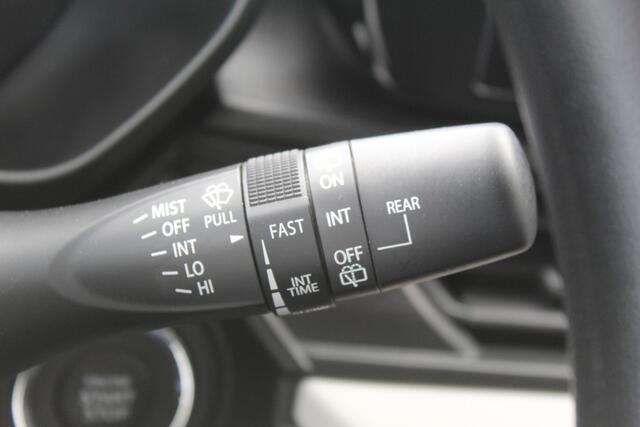 Suzuki SWIFT 1.2 83 pk MHEV Comfort Smart Hybrid 5 deurs Navigatie, Cruise Control, Camera, Keyless entry en start