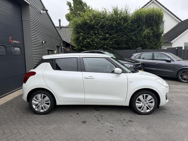 Suzuki SWIFT 1.2 Select | Navigatie | Camera | DAB | Lichtmetalen Velgen | Airco |