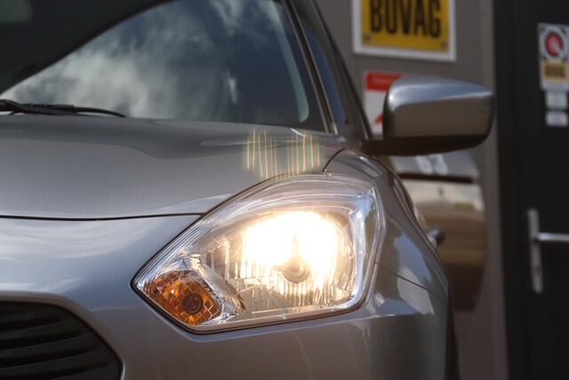 Suzuki SWIFT 1.2 Select, Stoelverwarming, Carplay, Camera
