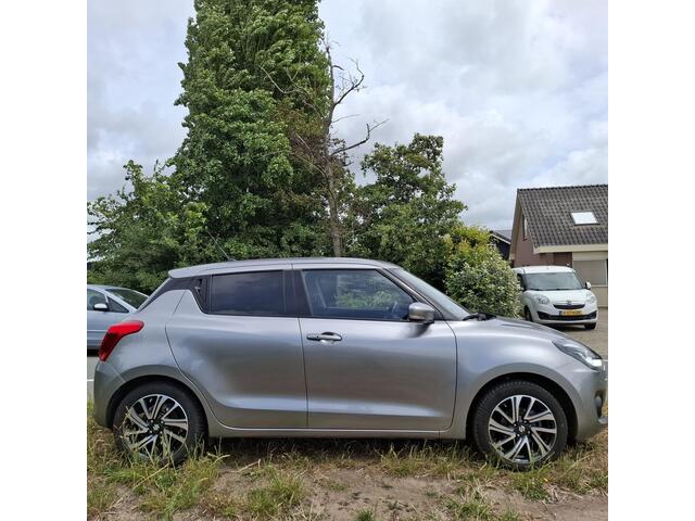 Suzuki SWIFT 1.2 Comfort Smart Hybrid Verwarmde stoelen, Trekhaak, Sportvelgen
