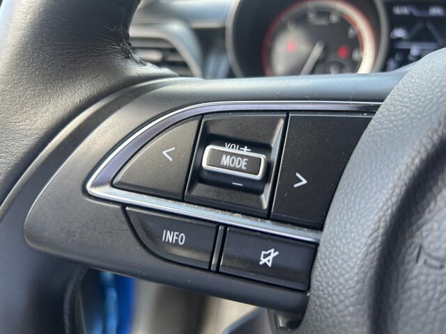 Suzuki SWIFT 1.2 Style Smart Hybrid // CAMERA // APPLE CARPLAY - ANDROID AUTO // STOELVERWARMING // AIRCO // ADAPTIVE CRUISE // PDC // TREKHAAK!!