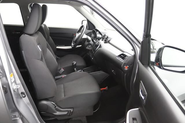 Suzuki SWIFT 1.2 Select | Stoelverwarming | Airco | Navigatie | Lichtmetalen Velgen |