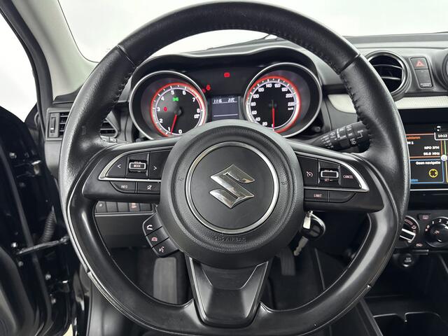 Suzuki SWIFT 1.2 Select Bi-Tone Navi | Metaallak | Stoelverwarming | Parkeercamera | LM-Velgen |