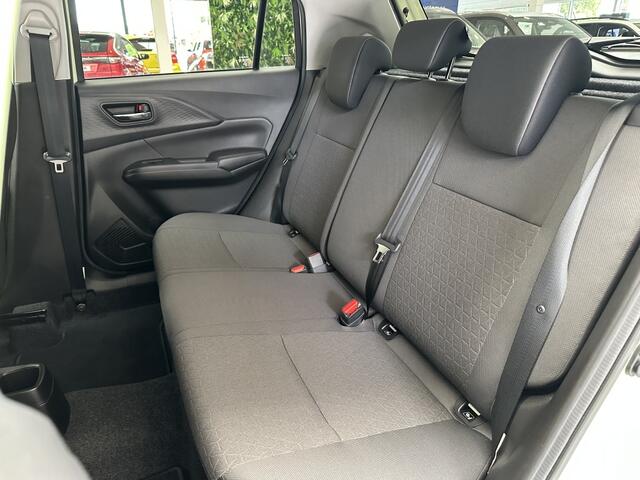 Suzuki SWIFT 1.2 Select SmartHybride [ TREKHAAK I ALL-SEASON BANDEN I CAMERA