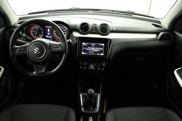Suzuki SWIFT 1.2 Stijl Smart Hybrid | Climate Control | Stoelverwarming | Lichtmetalen Velgen | Camera |