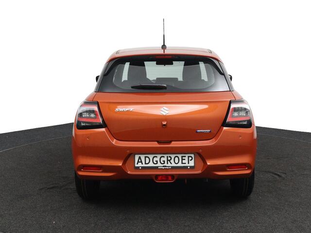 Suzuki SWIFT 1.2 Comfort Smart Hybrid | Super aanbieding! | ¤2.500,- korting! | Nieuwe Auto | Navigatie | Keyless Entry | Adaptieve Cruise control | Achteruitrijcamera | Parkeersensoren Achter |