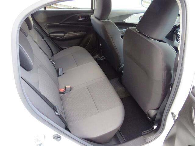 Suzuki SWIFT 1.2 Style Smart Hybrid, Automaat, ORG NL, Parkeersensoren, Draadloos Carplay