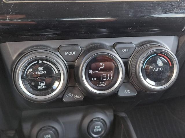 Suzuki SWIFT 1.2 STYLE SMART HYBR. KEYLESS CARPLAY ECC CAMERA NAVI ADD. CRUISE