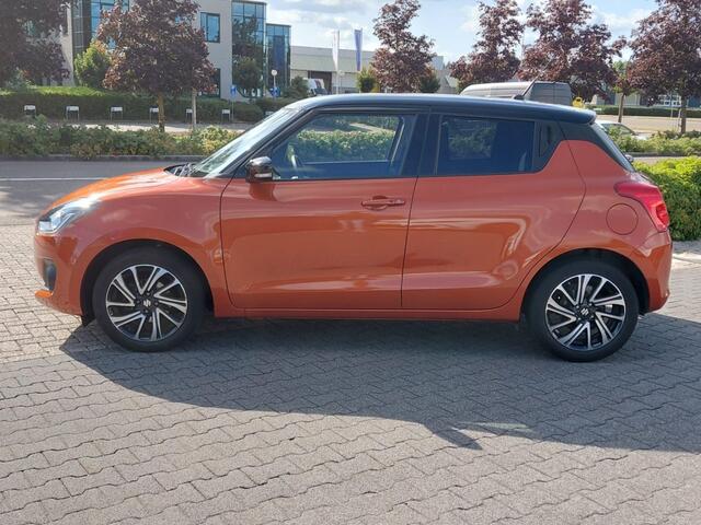 Suzuki SWIFT 1.2 STYLE SMART HYBR. KEYLESS CARPLAY ECC CAMERA NAVI ADD. CRUISE