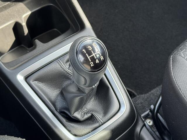 Suzuki SWIFT 1.2 Select * Achteruitrijcamera * Stoelverwarming *