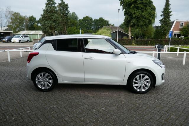 Suzuki SWIFT 1.2 SELECT SMART HYBRID AIRCO/CAMRA/TREKHAAK/STOELVERW.
