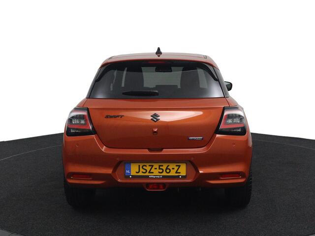 Suzuki SWIFT 1.2 Style Smart Hybrid | Black Rhino Pakket | Origineel NL | Climate Control | Dodehoek Detectie | Navigatie | Stoelverwarming |