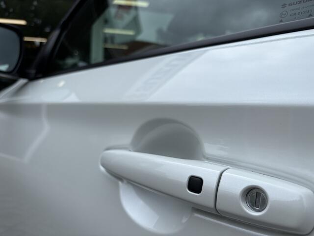 Suzuki SWIFT 1.2 Style Smart Hybrid/Black Rhino Pakket