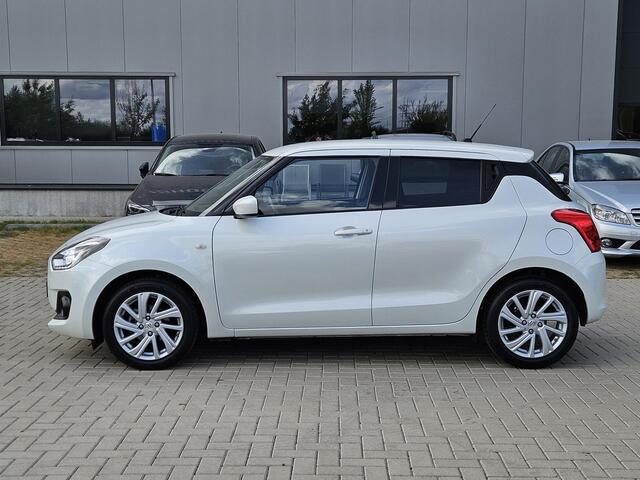 Suzuki SWIFT 1.2 Select Smart Hybrid Navi Carplay Stoelvw Cam