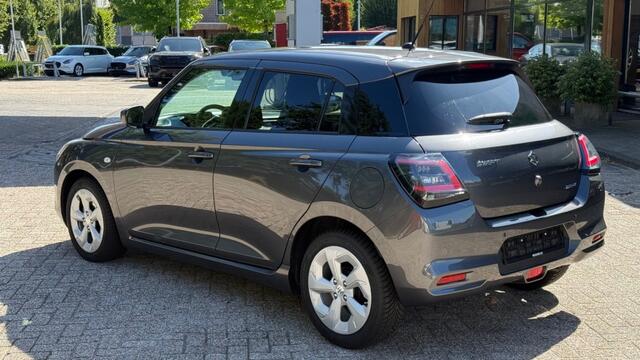 Suzuki SWIFT 1.2 SELECT SMARTHYB. AUT All-weather band